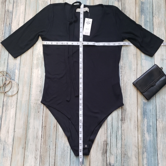 Abercrombie & Fitch  Bodysuit. - Picture 3 of 8